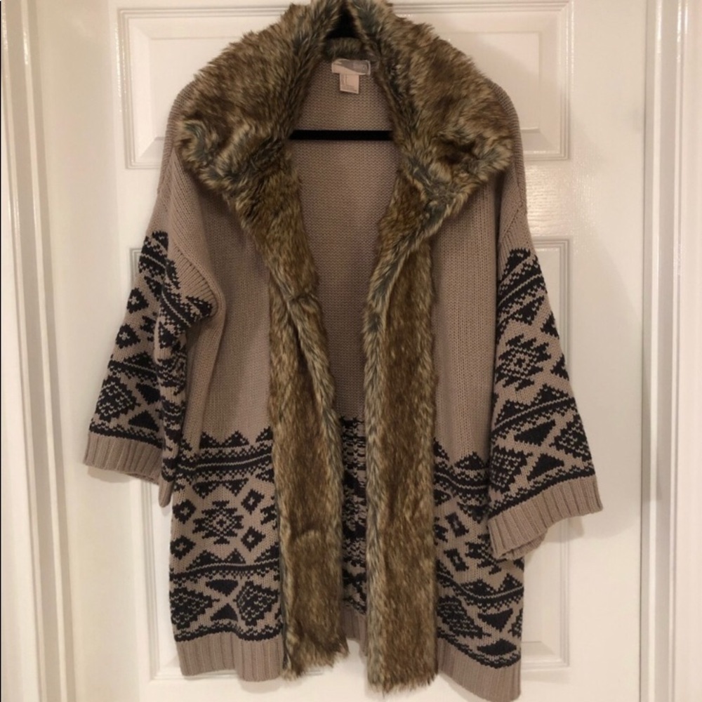 FOREVER 21 - Fur Lined Sweater - Size L